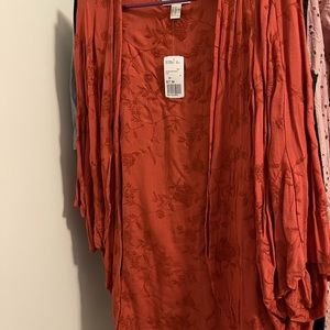 Gorgeous New Short Kimono Size 3X